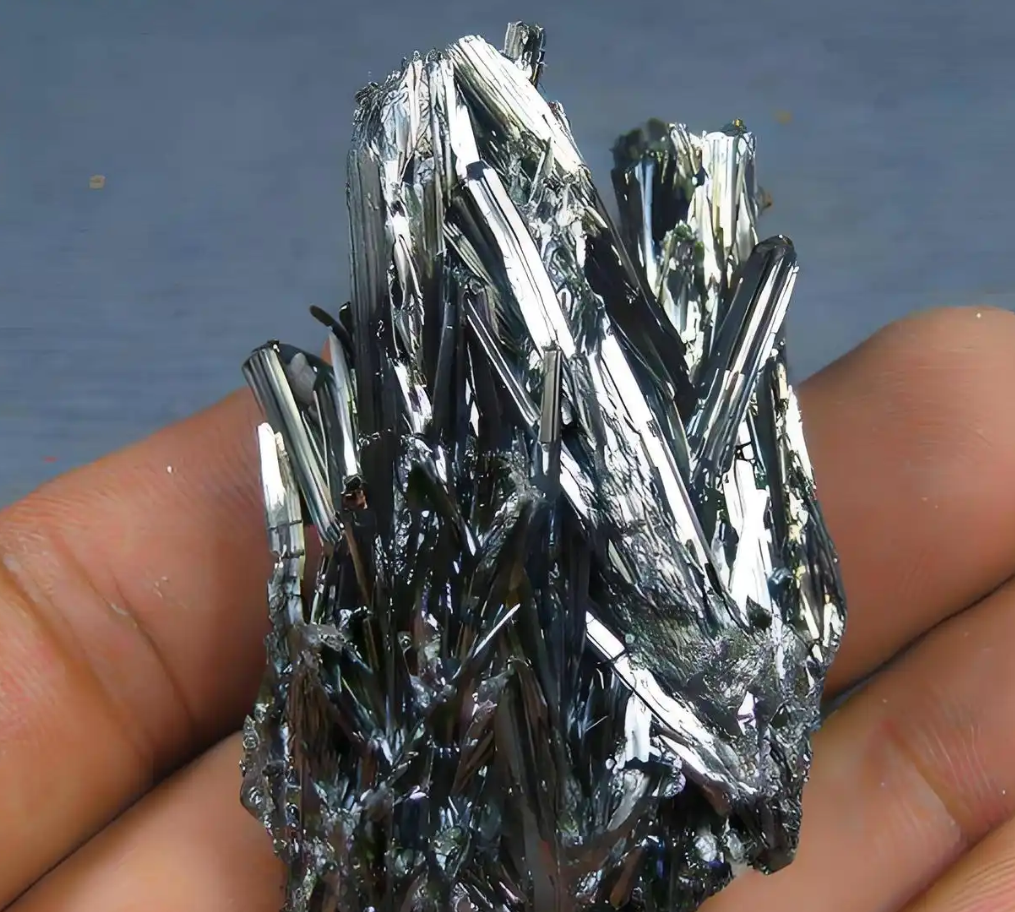 硼化钨,硅化钨,钨合金